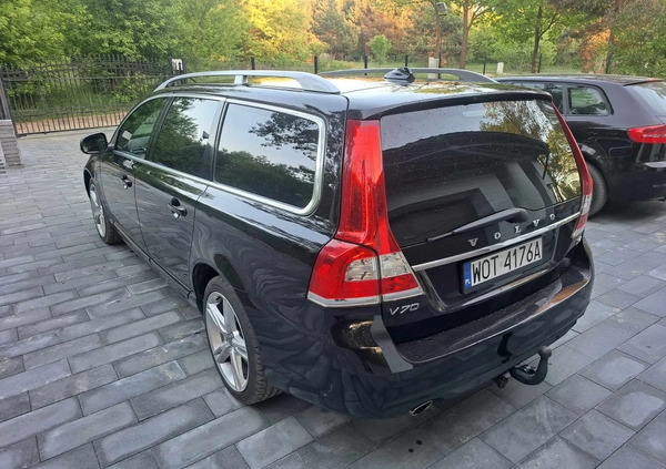 Volvo V70 cena 43600 przebieg: 318689, rok produkcji 2016 z Otwock małe 562